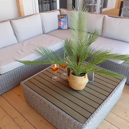 3v Holiday home *