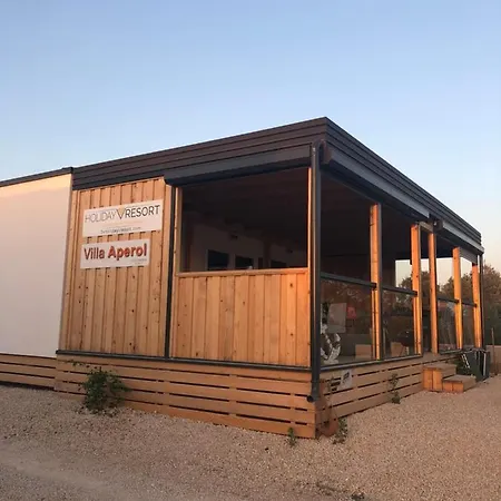 3v Holiday home *